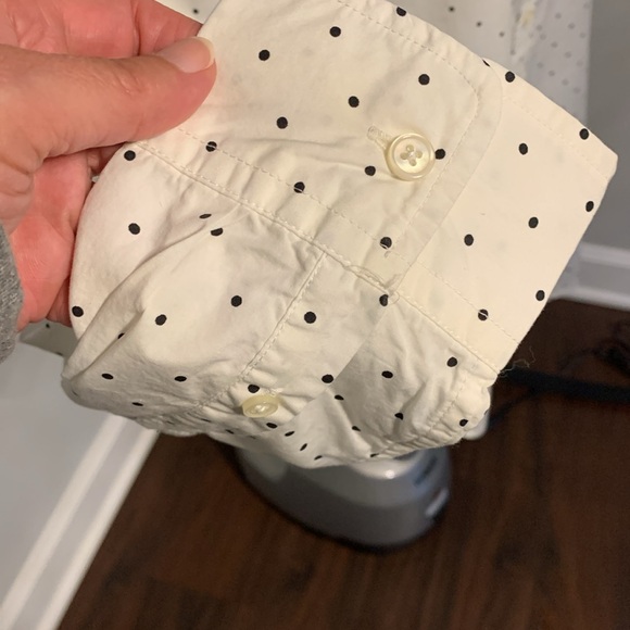 Banana Republic White & Black Polka Dot Button Down Shirt Size M NWT - Picture 8 of 13